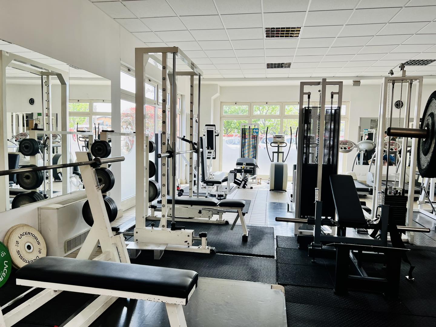 BODY CENTER7